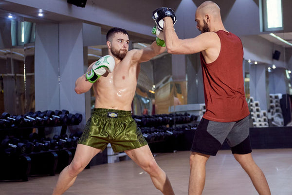 Cum te ajută sportul să reduci durerile musculare și de spate?