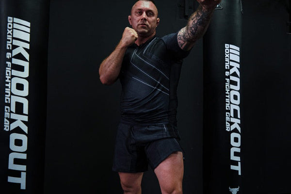 Manechin de box vs sac de box: care este alegerea corectă pentru progresul tău în ring?