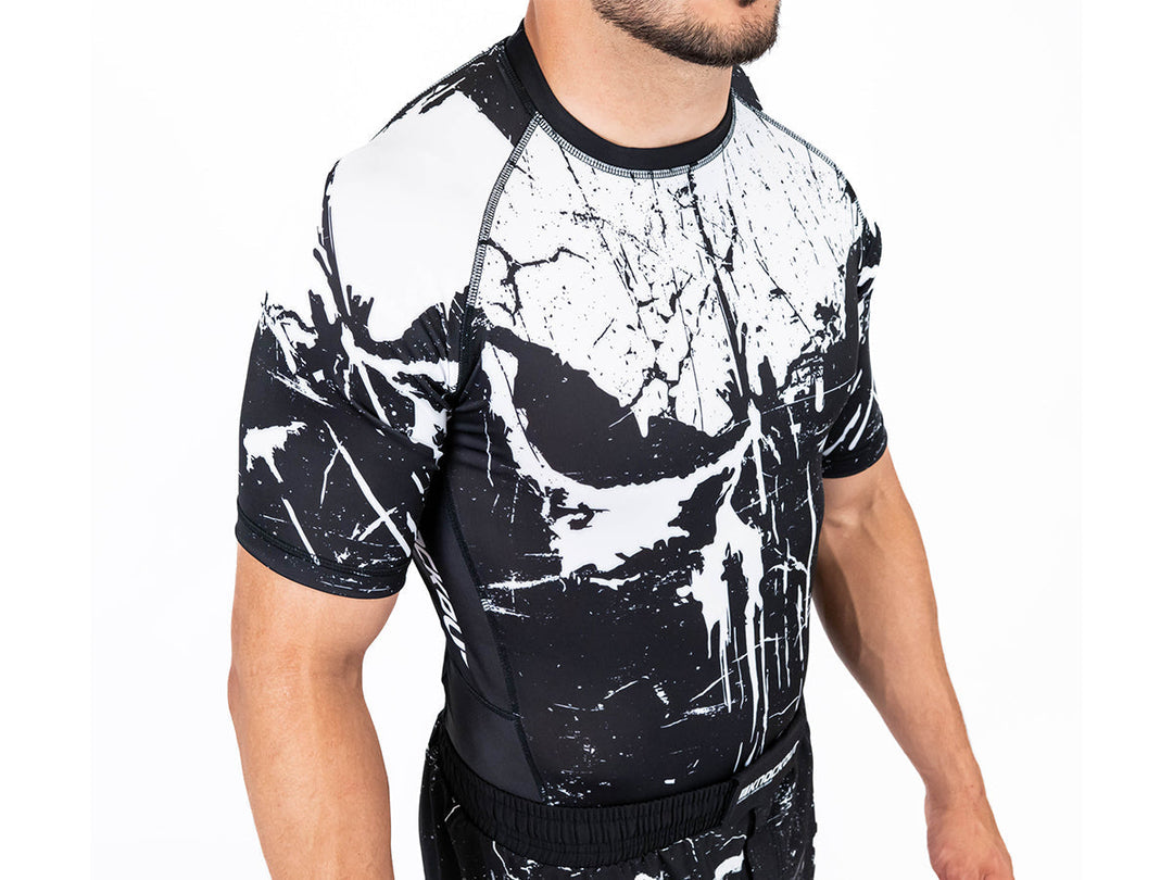 Rashguard MMA compresie bărbați - cum alegi bine