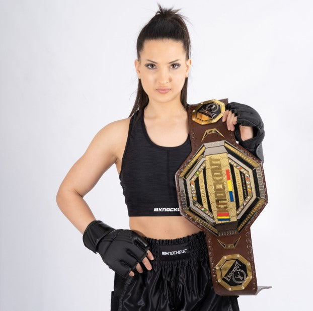 Tehnici de lupta corp la corp pentru femei: despre autoapărare