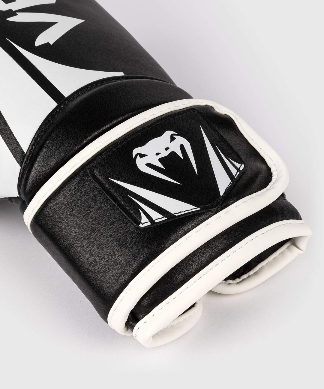 Manusi Box Venum Challenger 2.5 | knock-out.ro