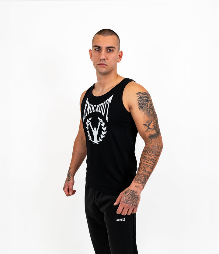 Maiou Knockout FIT | knock-out.ro