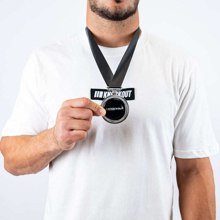 Medalie Knockout | knock-out.ro